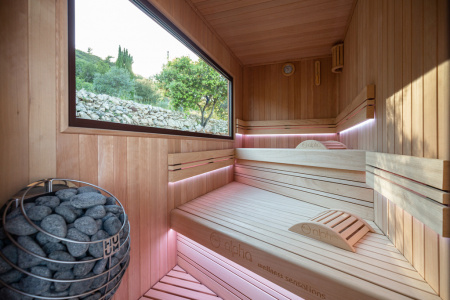 Домик у бассейна Pool House