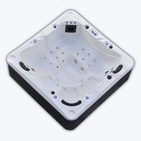 Гидромассажная ванна Rienza